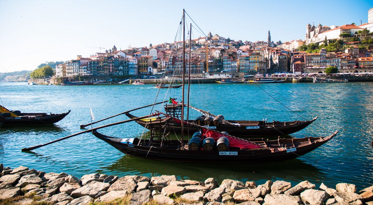 Rabelo - Bootstyp am Douro für den Transport der Port-Grundweine